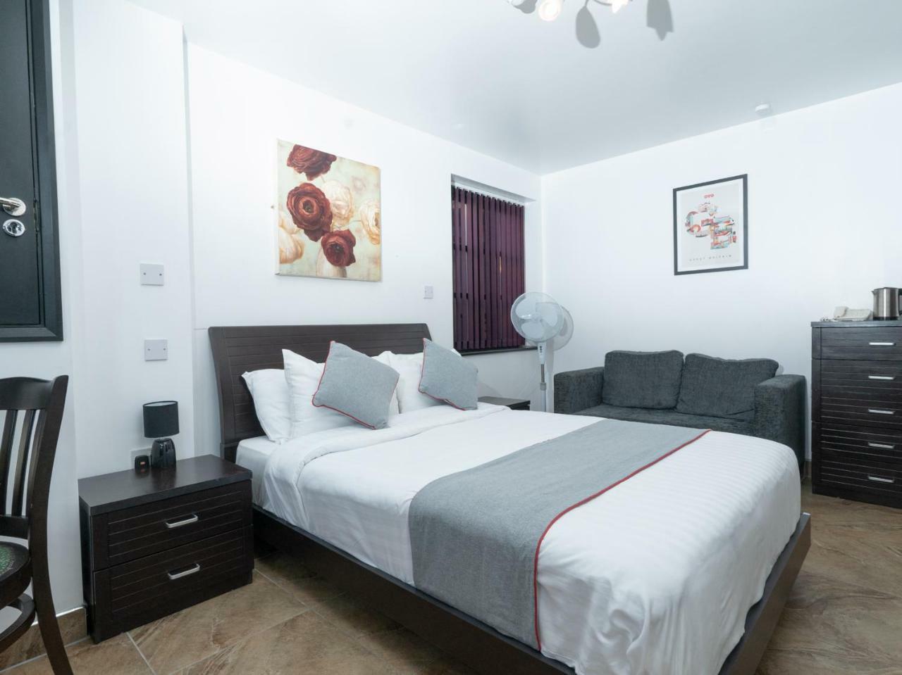 Atz&H Inn Bilston Ngoại thất bức ảnh